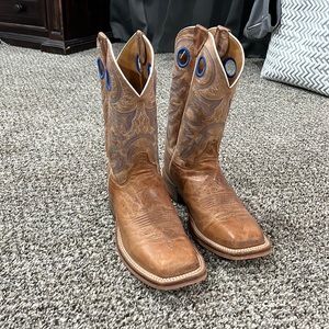 Justin Bent Rail Caddo 11” cowboy boot.